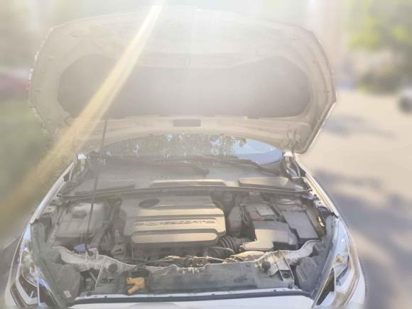 [青岛·鲁B] 二手福特福睿斯2017款 幸福版 1.5L 自动时尚型