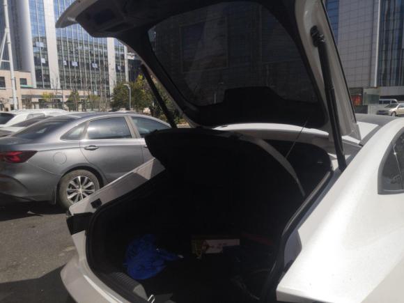 [南昌·赣A] 二手长安长安UNI-V2022款 1.5T 智慧领航型