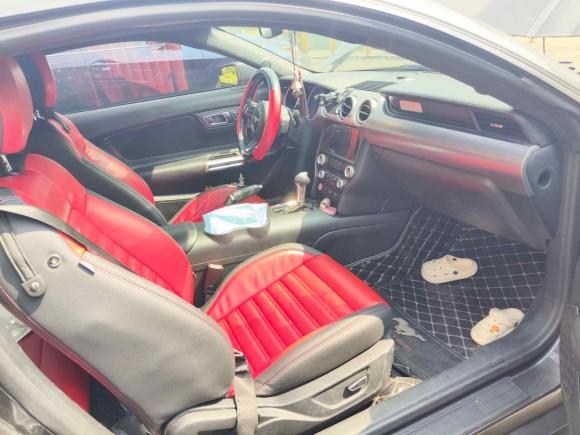 [无锡·苏B] 二手福特Mustang2017款 2.3T 性能版