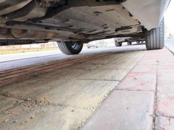 [济南·鲁A] 二手哈弗哈弗H72017款 红标H7L 2.0T 自动尊贵型