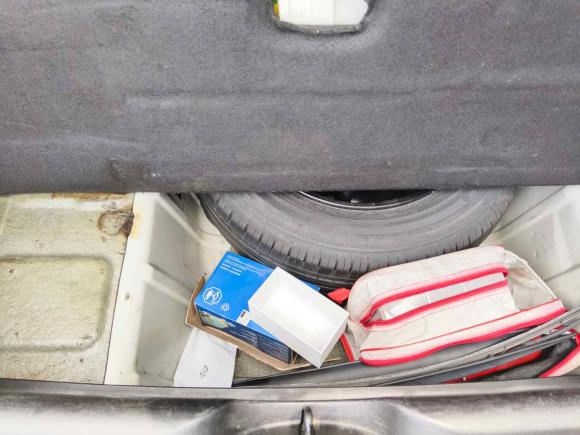 [成都·川A] 二手雪铁龙世嘉2016款 经典 三厢 1.6L 手动品尚型