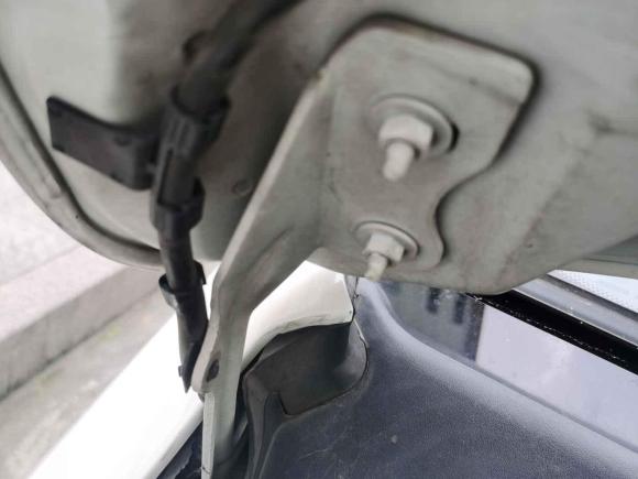 [温州·鲁B] 二手福特福克斯2013款 两厢经典 1.8L 自动基本型