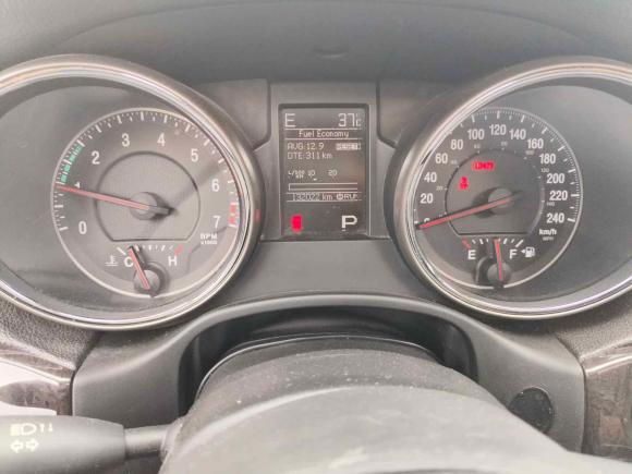 [南昌·赣M] 二手Jeep大切诺基2012款 3.6L 舒适导航版