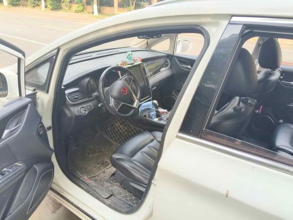 [宁波·浙B] 二手比亚迪宋MAX2017款 1.5T 自动智联精英型 7座