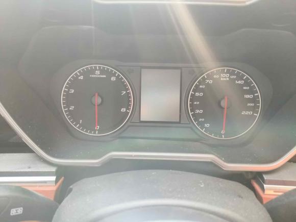 [湖州·浙E] 二手众泰众泰T7002017款 1.8T 双离合尊享型