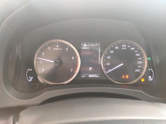 [济南·鲁A] 二手雷克萨斯雷克萨斯IS2017款 300 领先版