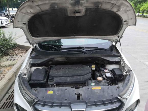 [武汉·鄂A] 二手宝骏宝骏5102017款 1.5L 手动豪华型