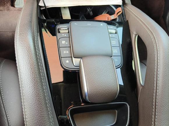 [武汉·鄂A] 二手奔驰奔驰GLE2022款 GLE 350 4MATIC 时尚型