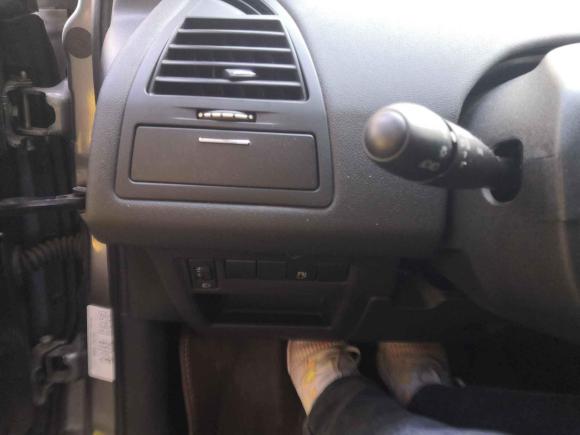 [无锡·苏B] 二手雪铁龙世嘉2016款 经典 三厢 1.6L 手动品尚型