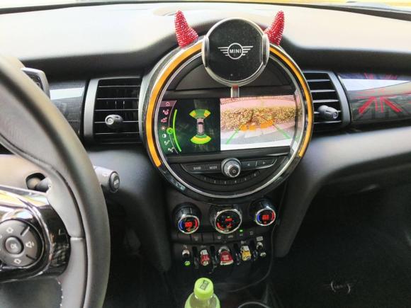 [无锡·苏F] 二手MINIMINI2019款 1.5T COOPER 艺术家 五门版