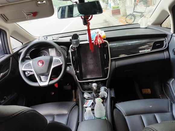 [成都·渝A] 二手比亚迪宋MAX2017款 1.5T 自动智联精英型 7座