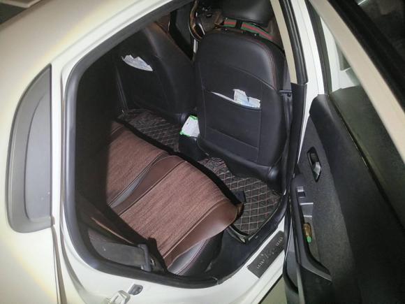 [武汉·鄂A] 二手起亚起亚K22015款 三厢 1.4L AT GLS