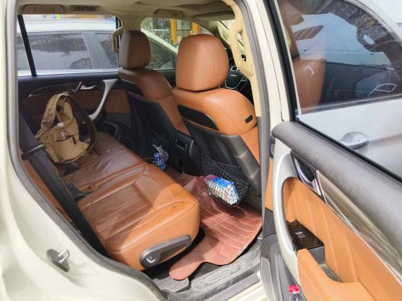 [深圳·粤B] 二手哈弗哈弗H92015款 2.0T 四驱豪华型 7座