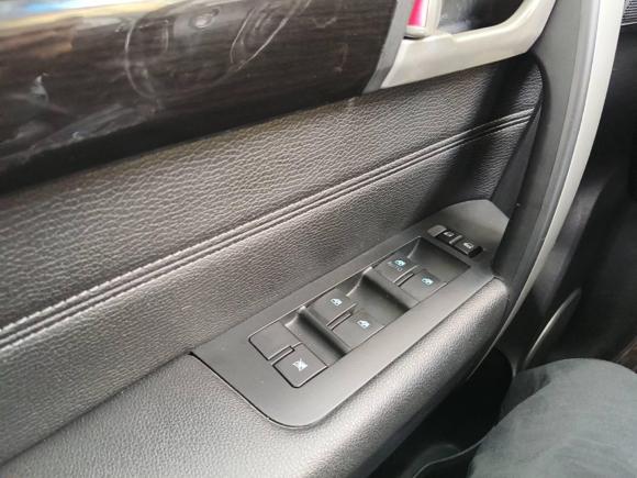 [广州·粤G] 二手雪佛兰科帕奇2014款 2.4L 四驱旗舰版 7座