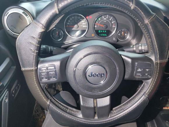 [西安·陕A] 二手Jeep牧马人2015款 3.6L Rubicon 四门舒享版