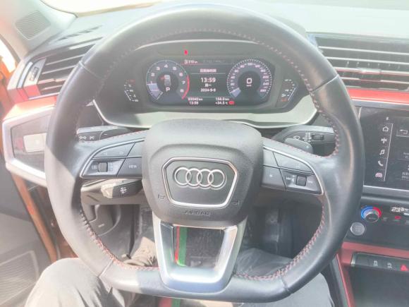 [广州·粤A] 二手奥迪奥迪Q32019款 35 TFSI 时尚动感型