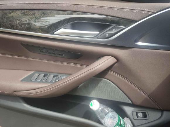 [深圳·粤E] 二手宝马宝马5系2021款 525Li 豪华套装