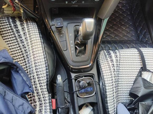 [上海·沪C] 二手福特福克斯2015款 三厢 EcoBoost 180 自动精英型