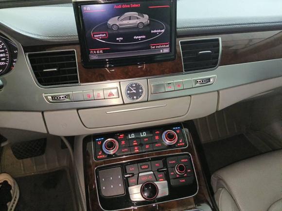 [义乌·浙G] 二手奥迪奥迪A82011款 A8L W12 6.3 FSI quattro