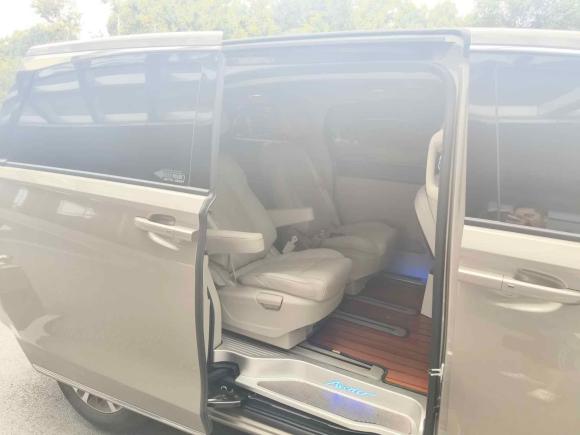 [上海·沪F] 二手别克别克GL82023款 ES陆尊 舒适型