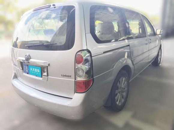 [南昌·赣A] 二手别克别克GL82012款 2.4L BASE舒适版