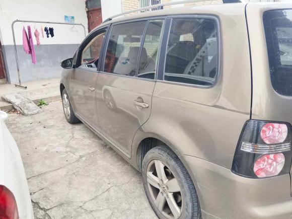 [上海·豫Q] 二手大众途安2015款 1.4T DSG舒适版5座