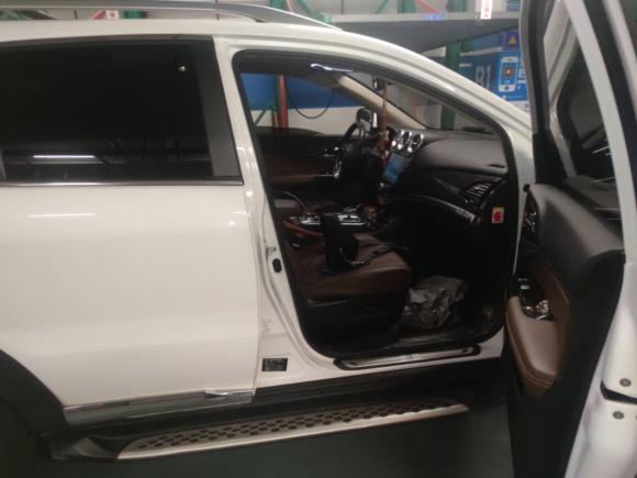 [上海·沪L] 二手比亚迪唐新能源2015款 2.0T 四驱旗舰型