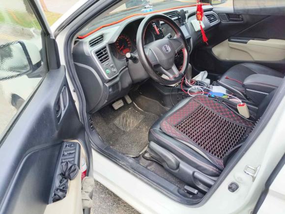 [深圳·粤D] 二手本田锋范2015款 1.5L CVT舒适版