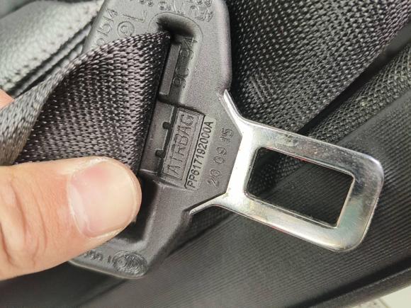 [武汉·鄂W] 二手奔驰奔驰C级2015款 改款 C 200 L 运动型