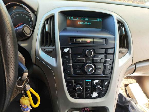 [宁波·浙B] 二手别克英朗2013款 GT 1.6L 自动时尚版