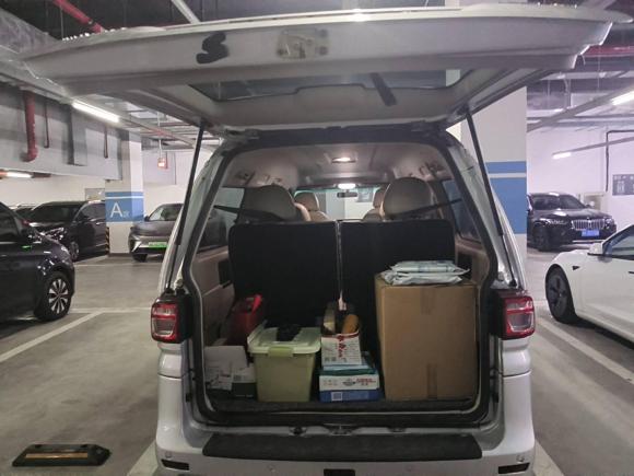 [上海·沪F] 二手东风风行菱智2018款 M5L 1.6L 7座豪华型