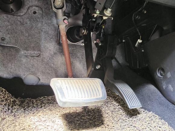 [温州·浙C] 二手起亚起亚K22011款 三厢 1.4L AT GLS