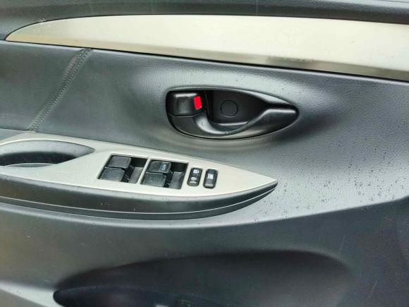 [深圳·粤B] 二手丰田YARiS L 致炫2016款 改款 1.5E CVT魅动版