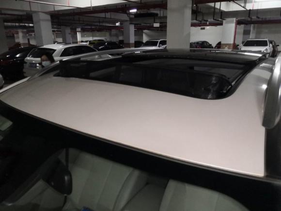 [无锡·沪A] 二手荣威荣威RX5新能源2017款 eRX5 50T 混动互联尊荣旗舰版