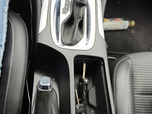 [上海·沪C] 二手别克君威2015款 1.6T 领先技术型