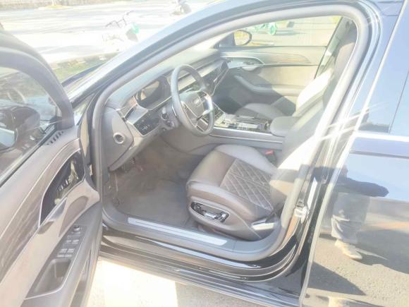 [南昌·赣A] 二手奥迪奥迪A82021款 A8L 50 TFSI quattro 舒适型