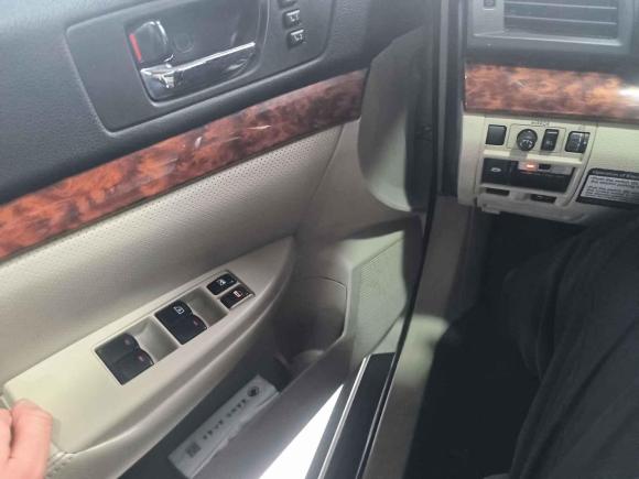 [广州·粤A] 二手斯巴鲁傲虎2011款 2.5i豪华版