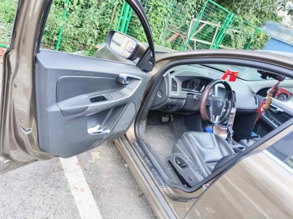 [上海·沪C] 二手沃尔沃沃尔沃XC602017款 T5 AWD 智进版