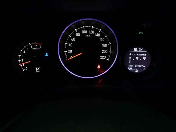 [济南·鲁J] 二手本田本田XR-V2015款 1.8L VTi CVT豪华版