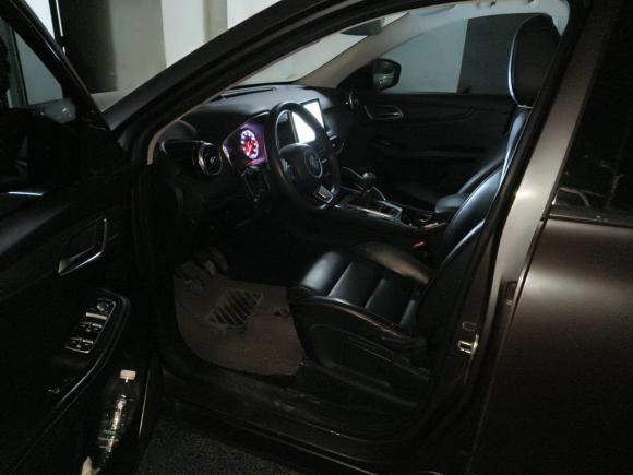 [无锡·苏B] 二手名爵MG领航2021款 300TGI 手动两驱燃动豪华版