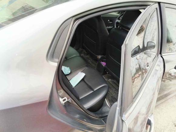 [深圳·川B] 二手起亚起亚K22012款 三厢 1.4L MT GLS纪念版