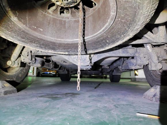 [苏州·沪A] 二手江铃驭胜S3502013款 2.4T 自动两驱柴油豪华版5座