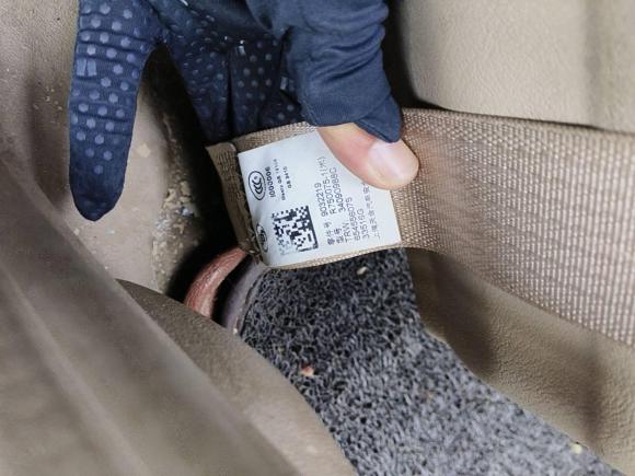 [合肥·皖A] 二手别克别克GL82014款 2.4L 经典版