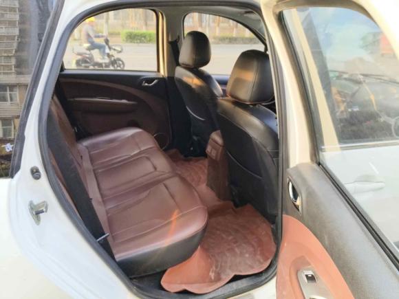 [武汉·鄂A] 二手东风风行景逸X52016款 1.6L CVT豪华型