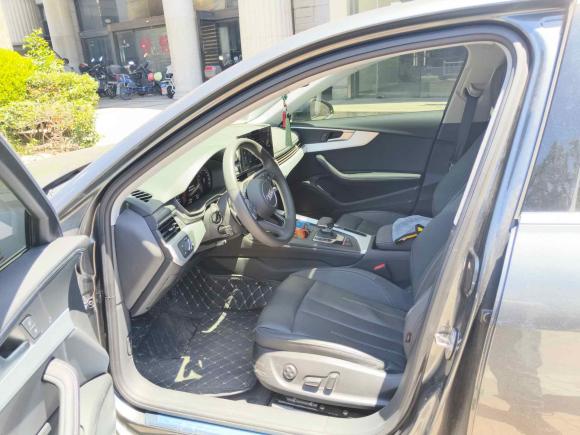 [上海·沪D] 二手奥迪奥迪A4L2020款 40 TFSI 豪华致雅型