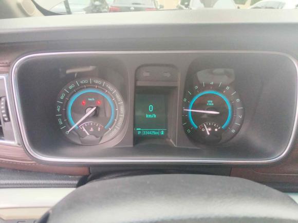 [济南·鲁A] 二手别克别克GL82014款 2.4L CT豪华商务舒适版