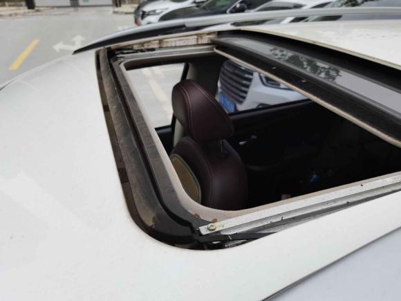 [武汉·鄂A] 二手启辰启辰T70X2016款 2.0L CVT睿趣运动版