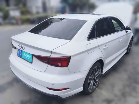 [常州·苏A] 二手奥迪奥迪A32017款 Limousine 35 TFSI 运动型