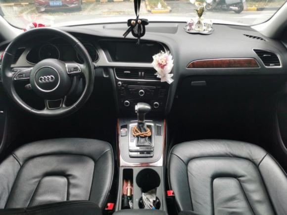 [上海·沪A] 二手奥迪奥迪A4L2015款 35 TFSI 自动舒适型