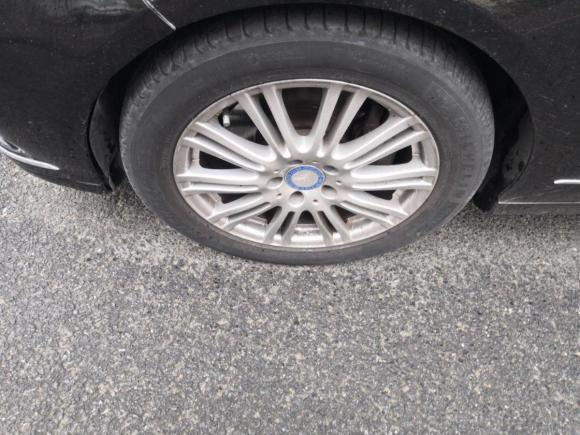 [上海·鲁D] 二手奔驰奔驰E级2011款 E 200 L CGI优雅型